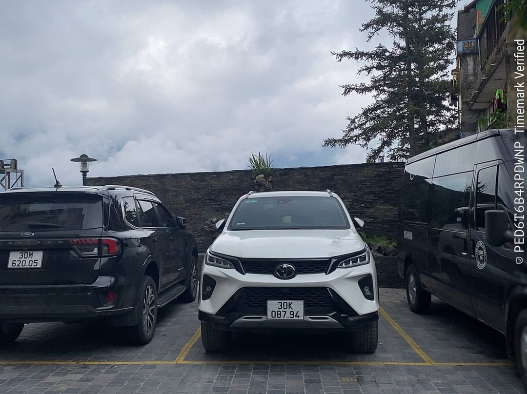 Amazing Car Service-河内必去景点