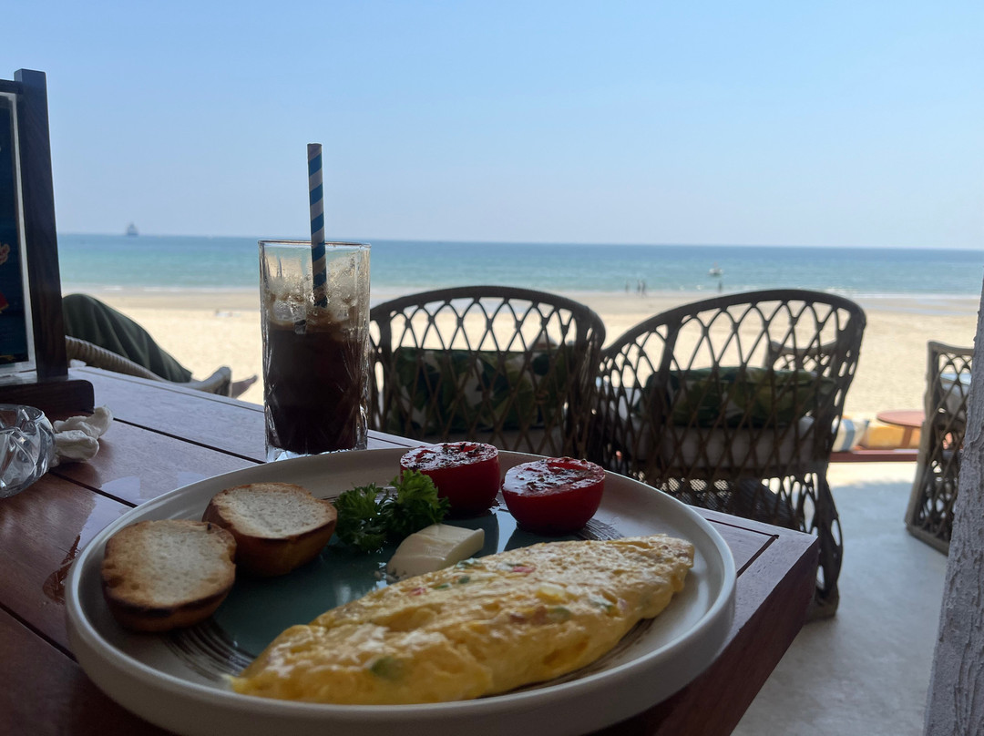 Coco Beach Bar & Restaurant