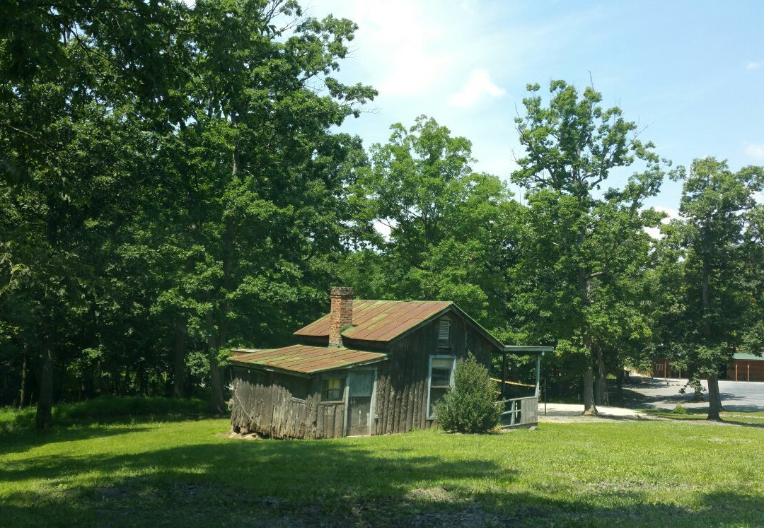 Endless Caverns RV Resort & Cavern Tours