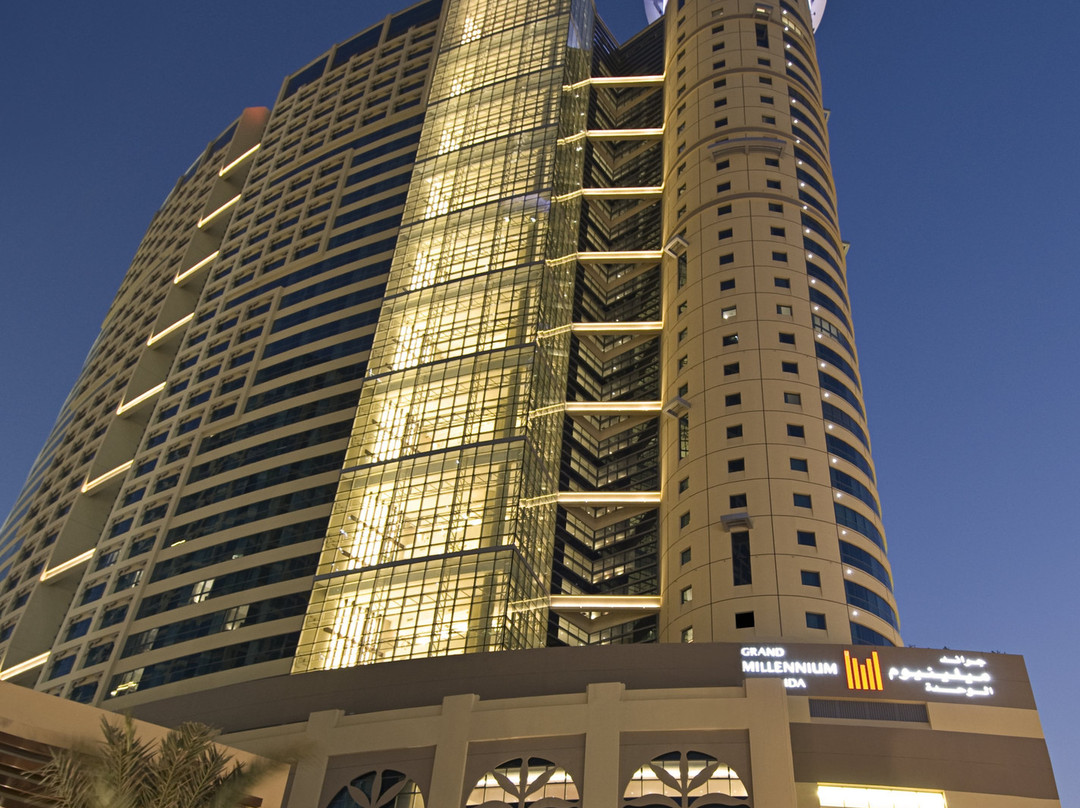 阿布扎比阿尔瓦赫达千禧大酒店和行政公寓主图