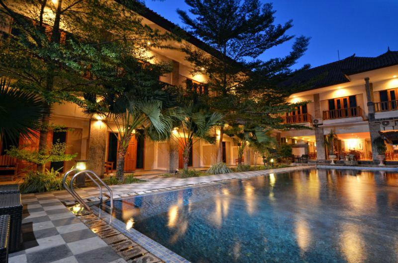 塔曼罗萨尼别墅酒店