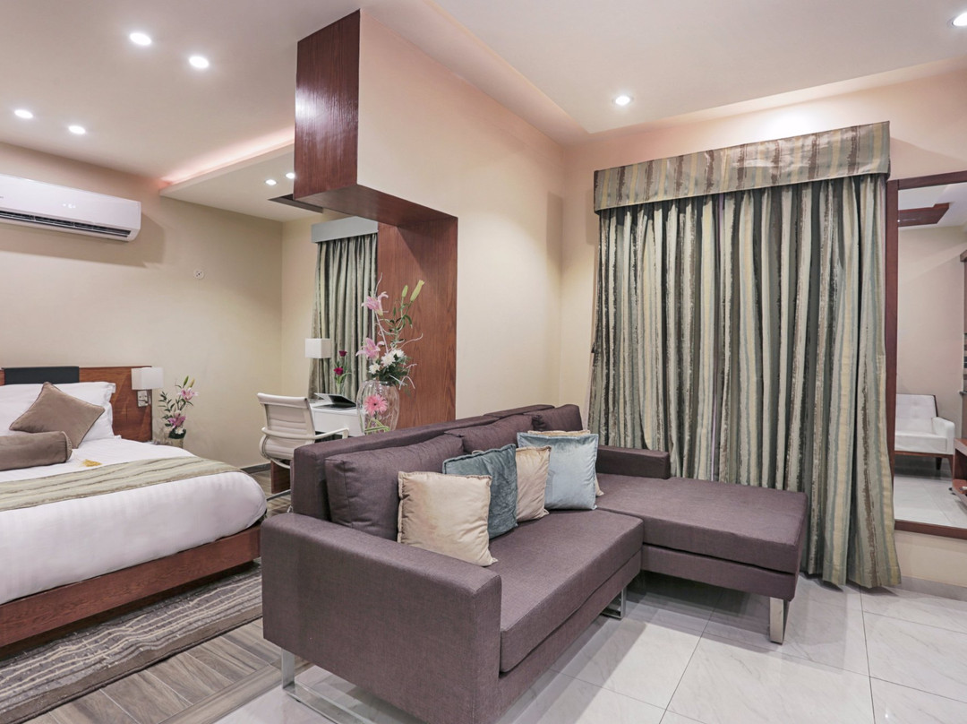 Avari Xpress Faisalabad