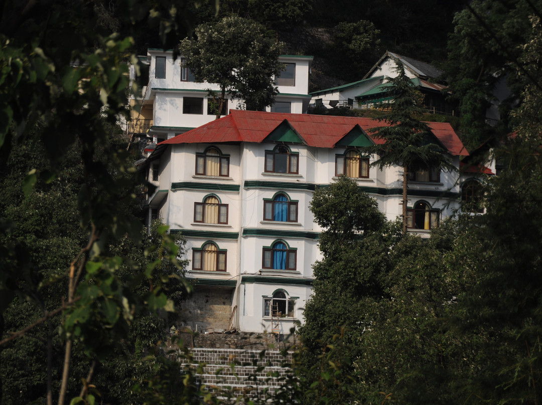 拉尔姬旅游度假区酒店