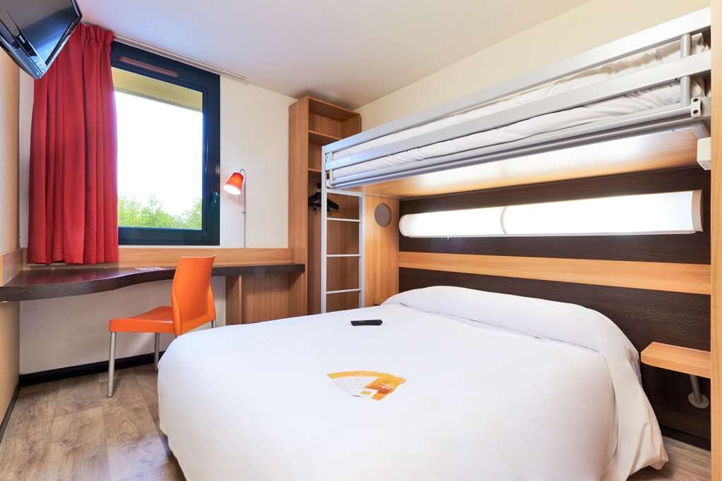 B&B HOTEL Cholet Nord-官方