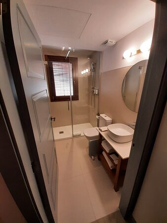 Los Canilleros主图