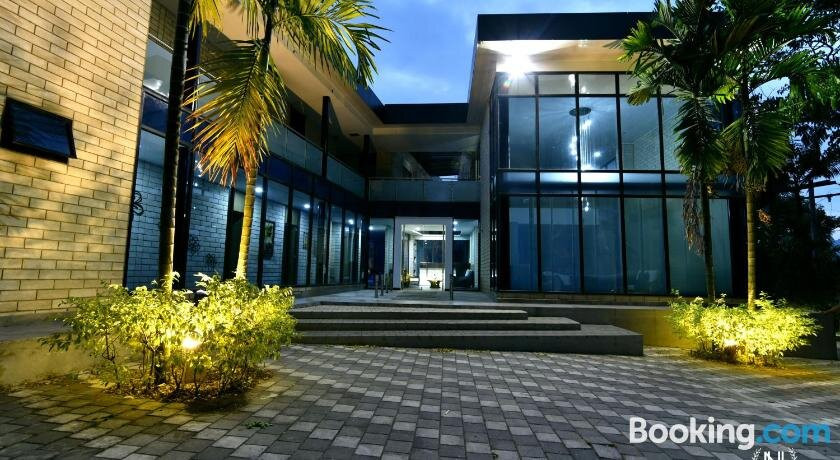 Home Boutique Natural Paradise