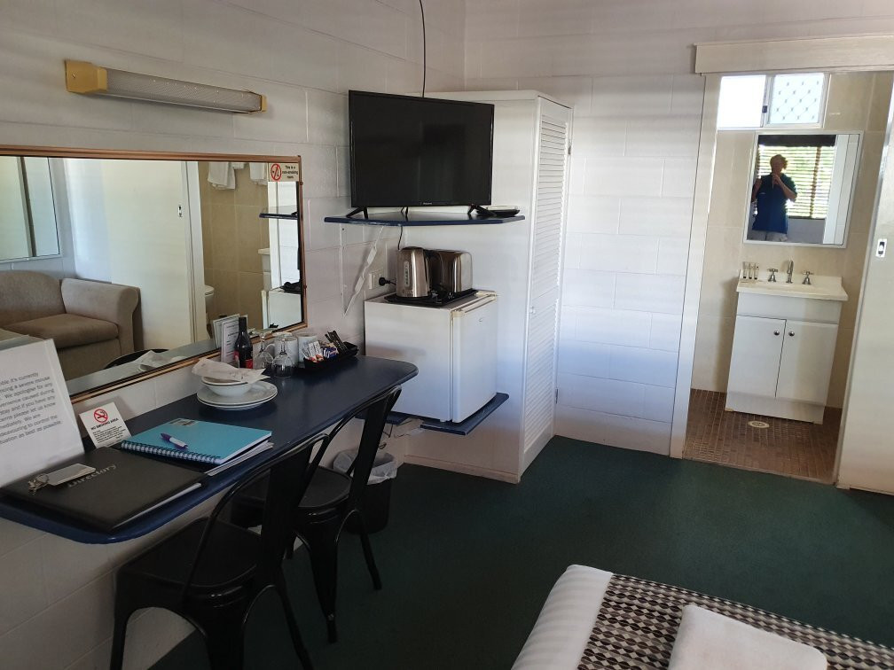 Castlereagh Lodge Motel, Serviced Houses and Apartments主图