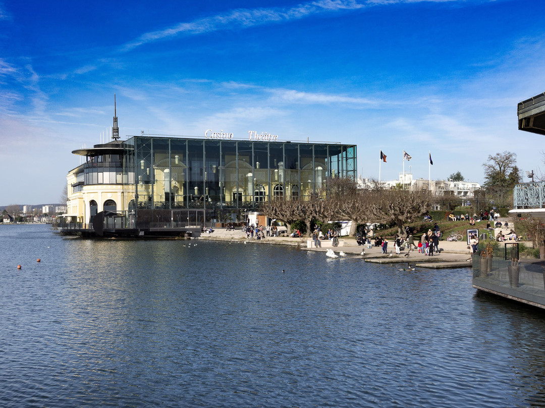 LAC D'ENGHIEN-LES-BAINS-昂吉安莱班必去景点