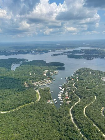 Airo | Lake Ozark Helicopters-Lake Ozark必去景点