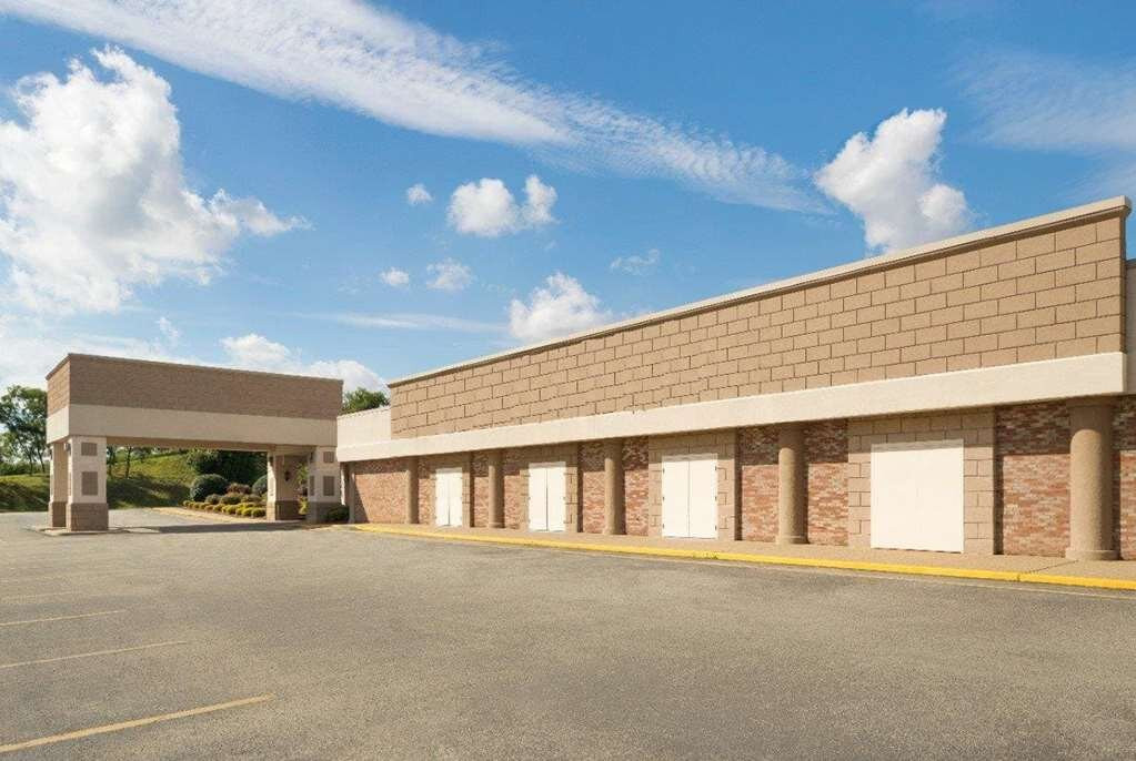 尤宁敦假日酒店