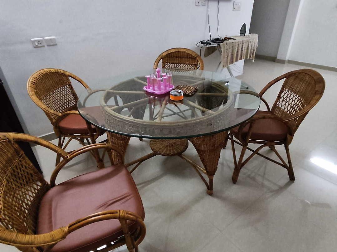Rose Petals The Executive Homestay