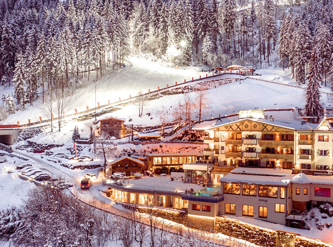 Kaltenbach酒店住宿-Alpin Family Resort Seetal