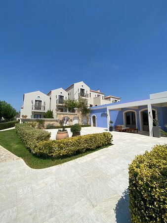 Costa Rossa Hotel主图