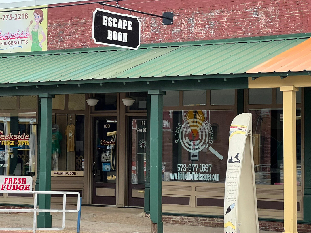 Riddle Me This Escapes