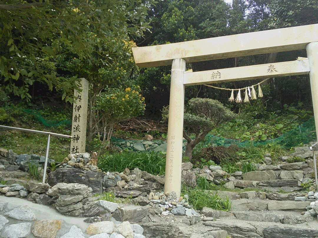 Izawa Shrine景点图片