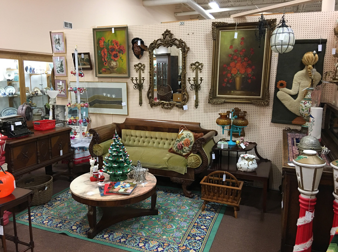 Medina旅游景点-Medina Antique Mall