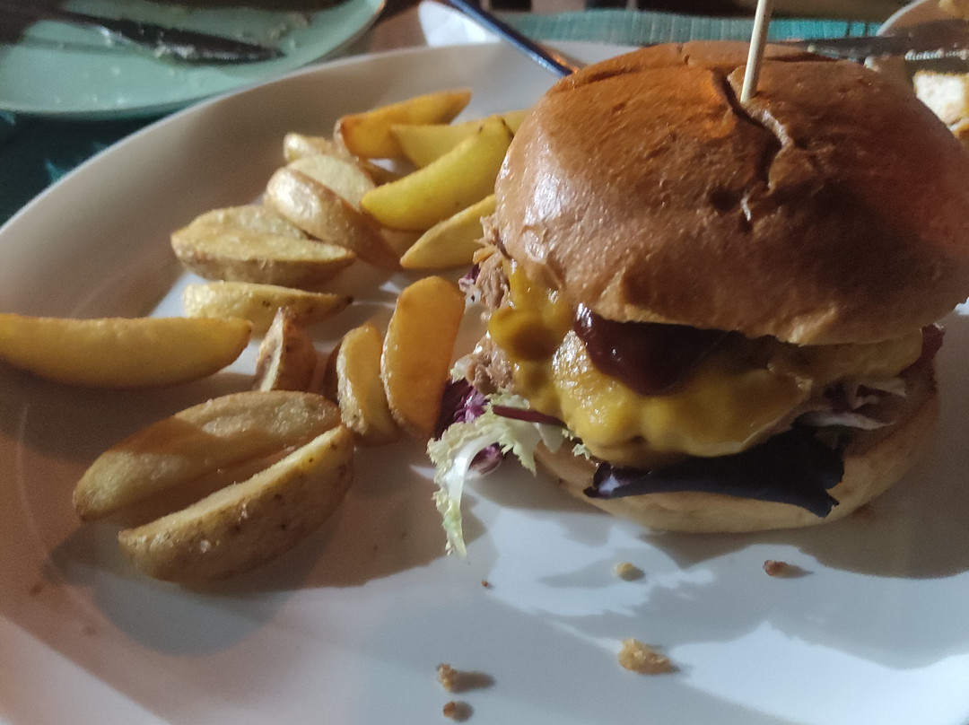Umami Blue Restaurante