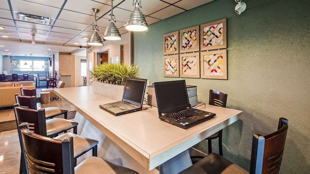 Best Western Plus Woodstock Inn & Suites主图