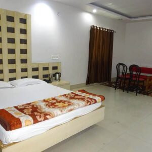 Hotel Aryan International主图