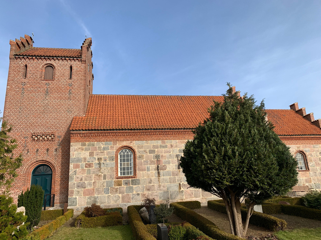 Røgen Kirke景点图片