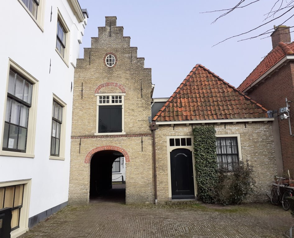 Poortgebouw Weeshuis Medemblik (1785)景点图片