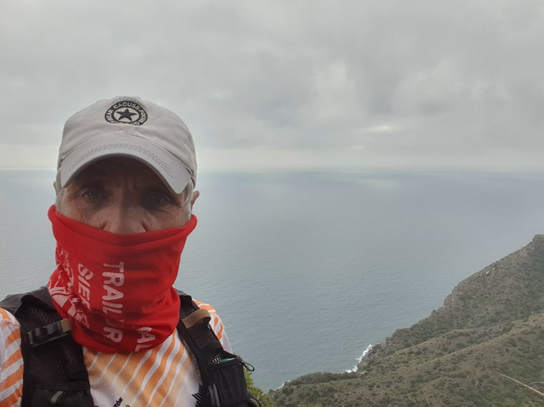 Sierra De Atamaría景点图片