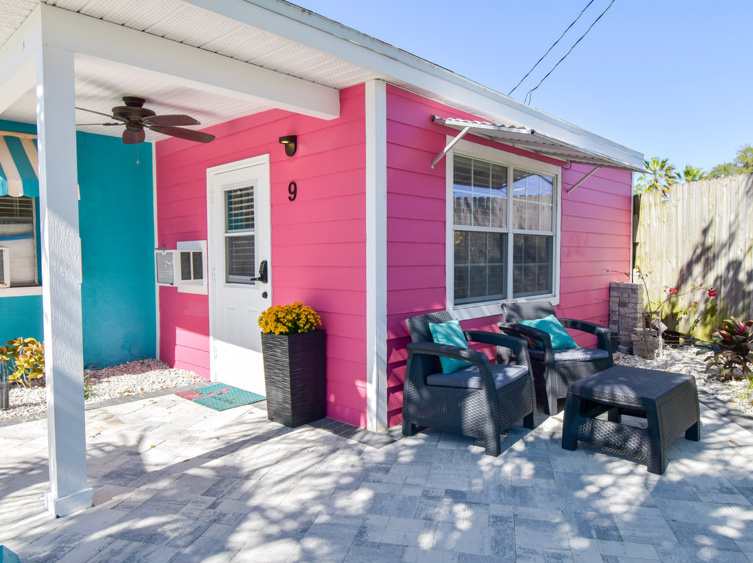 Sea Turtle Bungalows主图