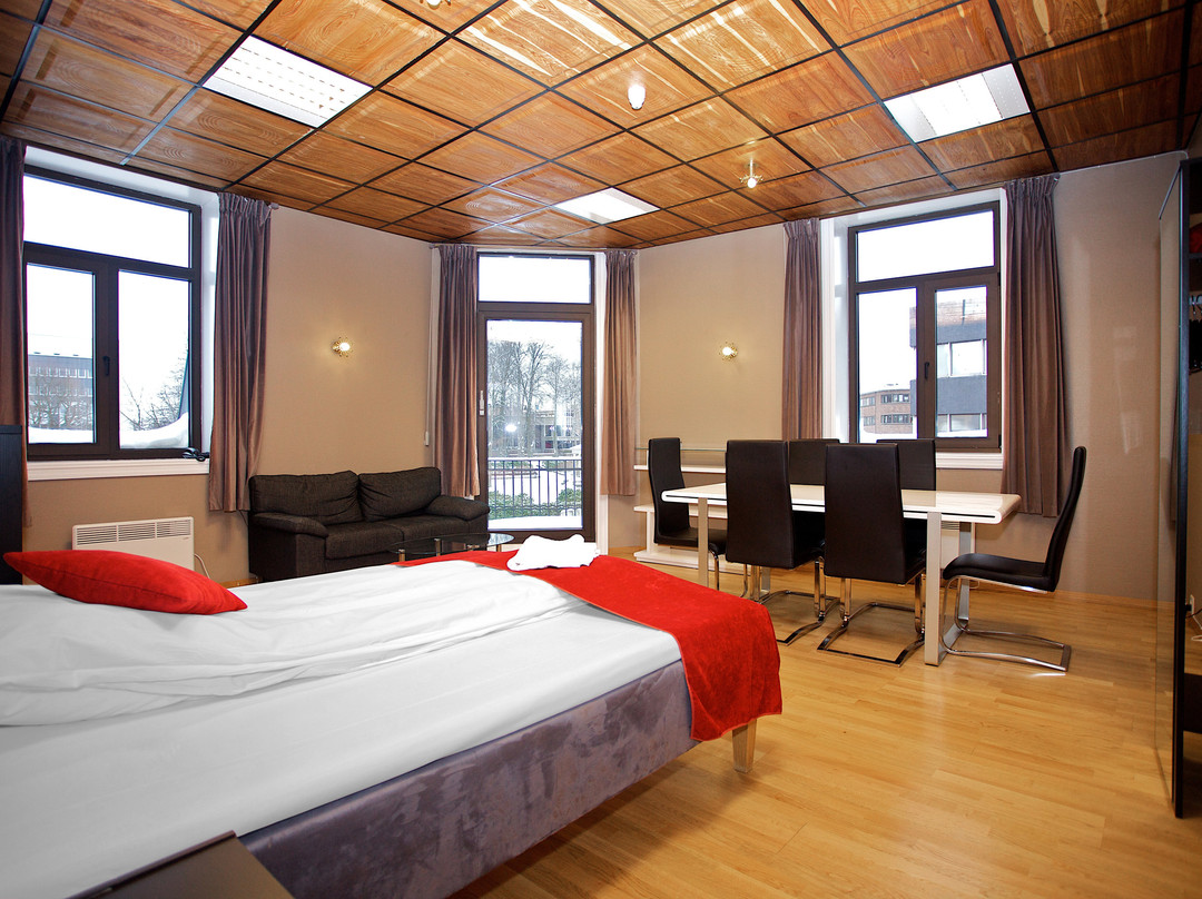 Moss Hotel & Apartments主图