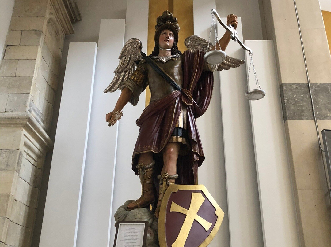 Chiesa Parrocchiale San Michele Arcangelo-Casa Santa必去景点