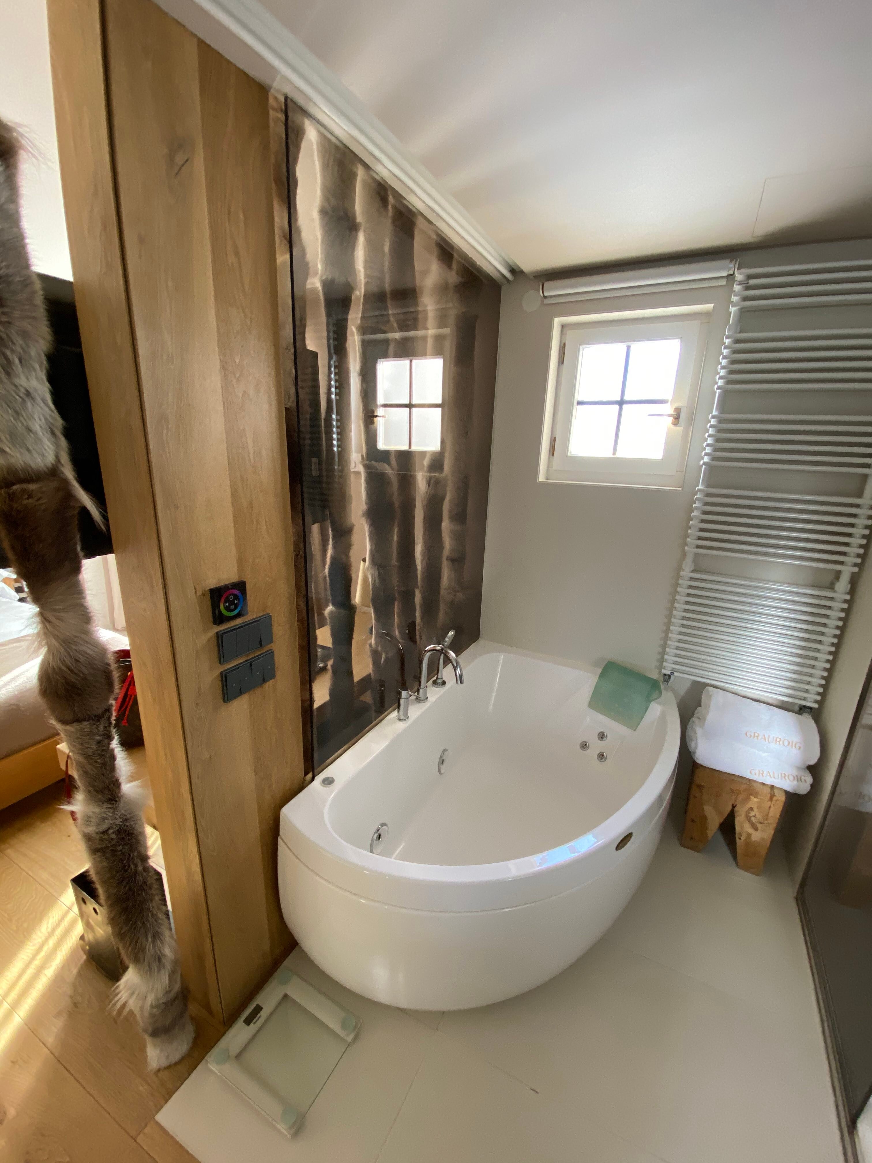 Grau Roig Boutique Hotel & Spa-浴室