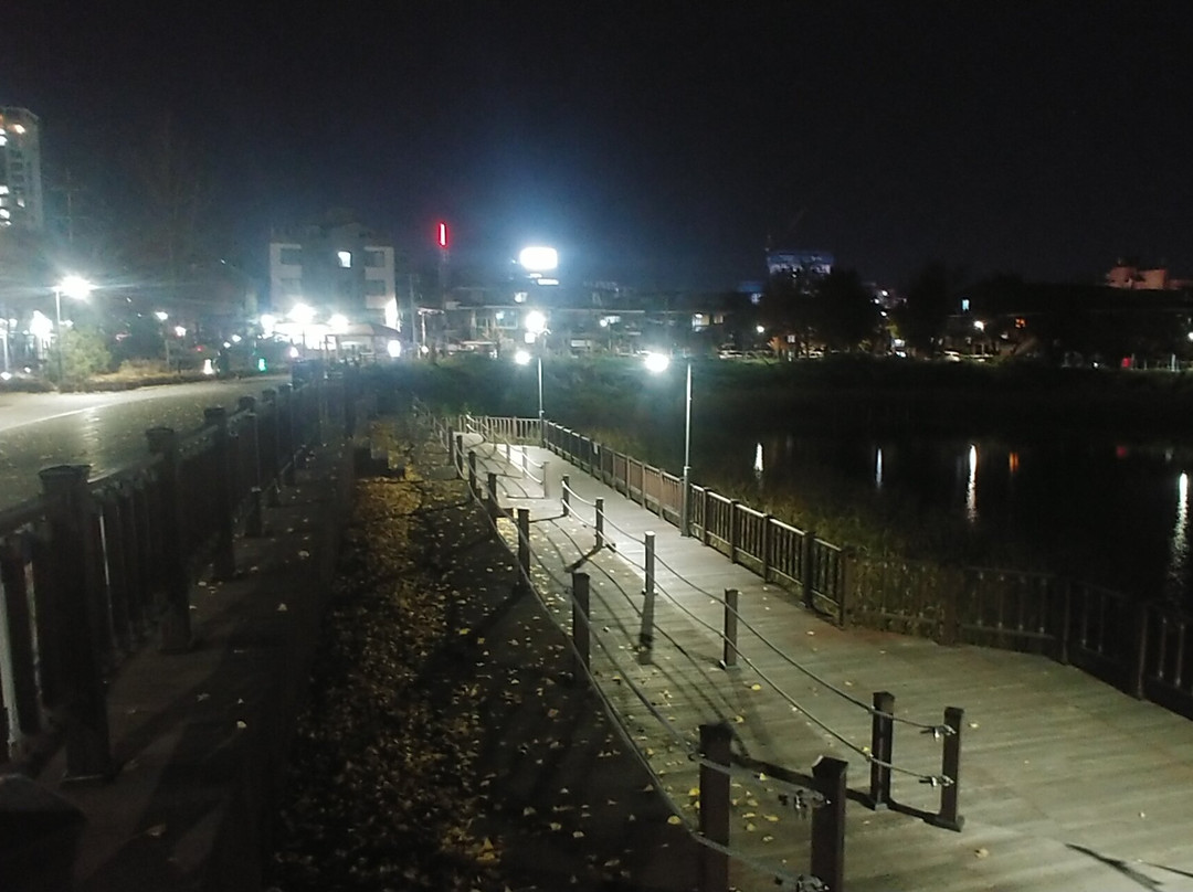 Imunan Lake Park-九里市必去景点