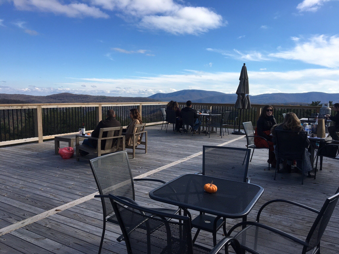 12 Ridges Vineyard-Vesuvius必去景点