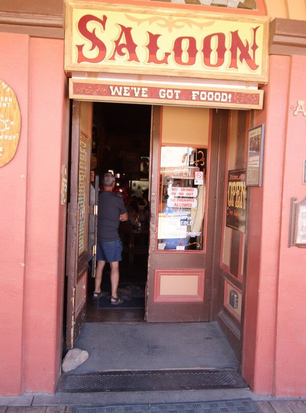 Big Nose Kate's Saloon-墓碑镇必去景点