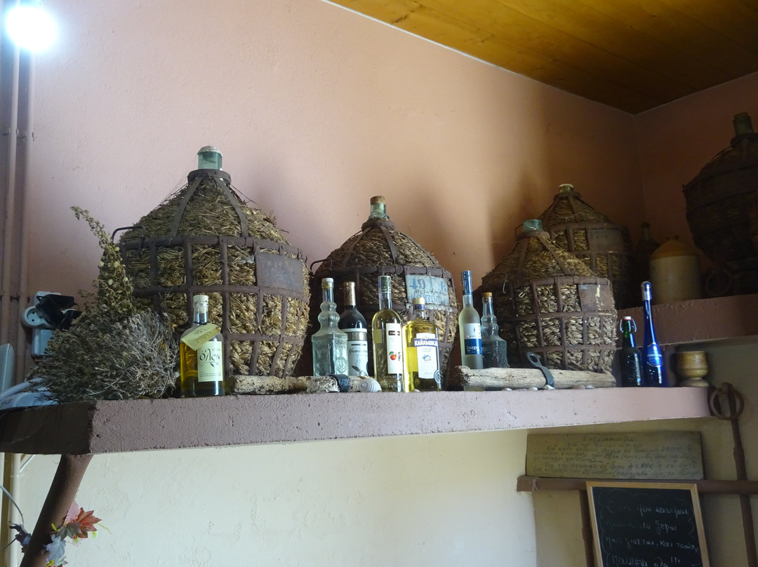 "Kazani" - Tsipouro Distillery景点图片