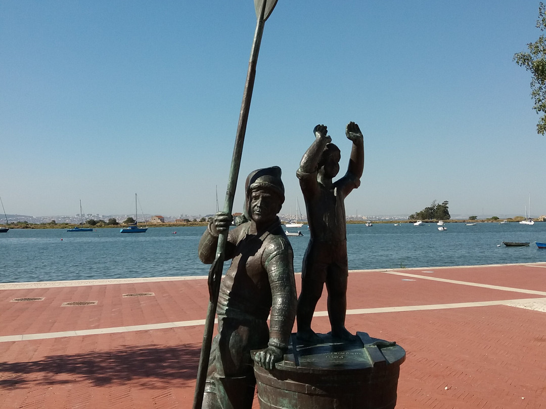 Monumento Ao Pescador