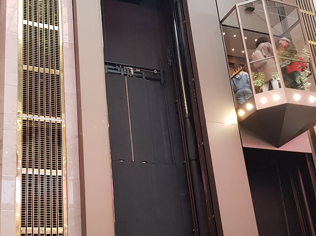 奥克霍亚德购物中心-莫斯科必去景点