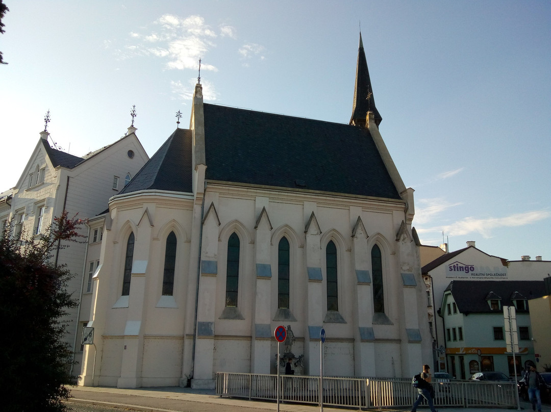 Kostel sv. Václava-契斯凯布达札维必去景点