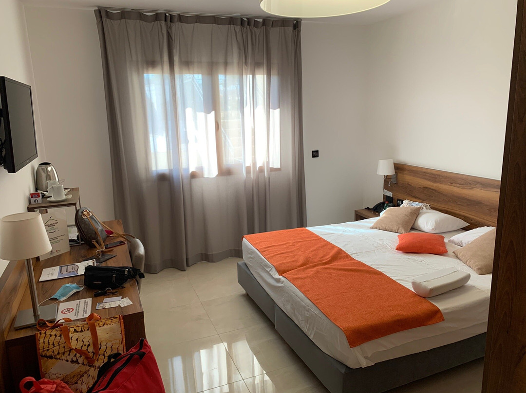 Morello Beach Hotel主图