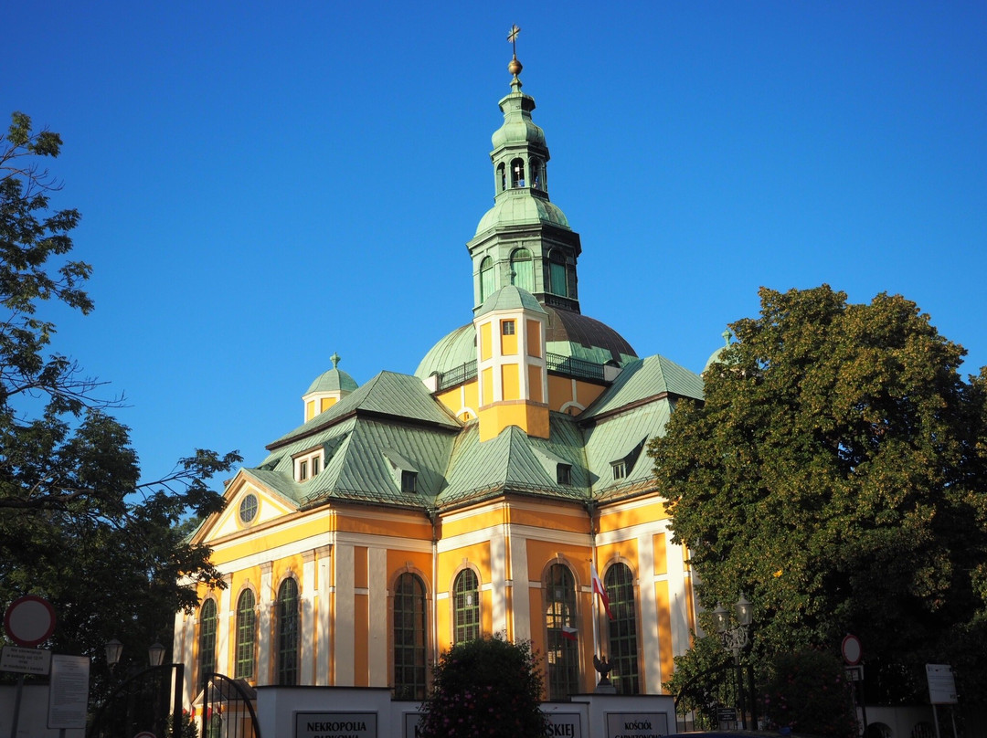 Church of the Holy Cross景点图片