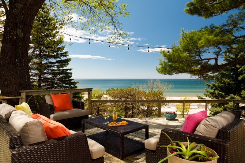 Looking Glass Beachfront Inn-官方