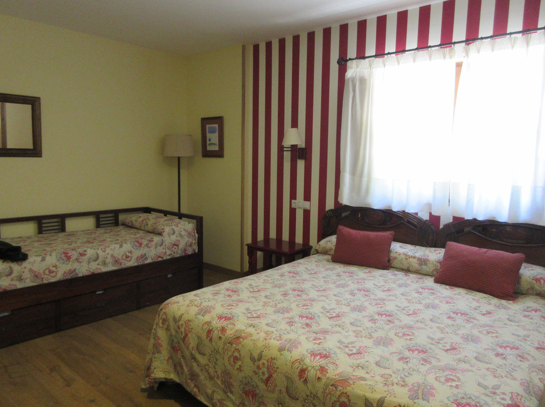 Hotel Colonial de Santillana主图