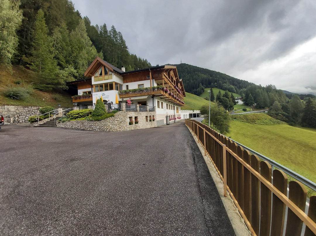 Hotel Kranebitt主图