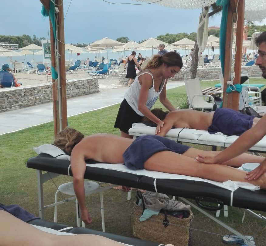 Chakras Day Spa Boutique & Wellness Center-Voula必去景点