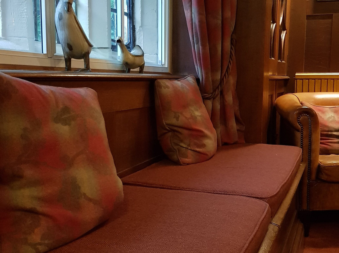 石质别墅酒店主图