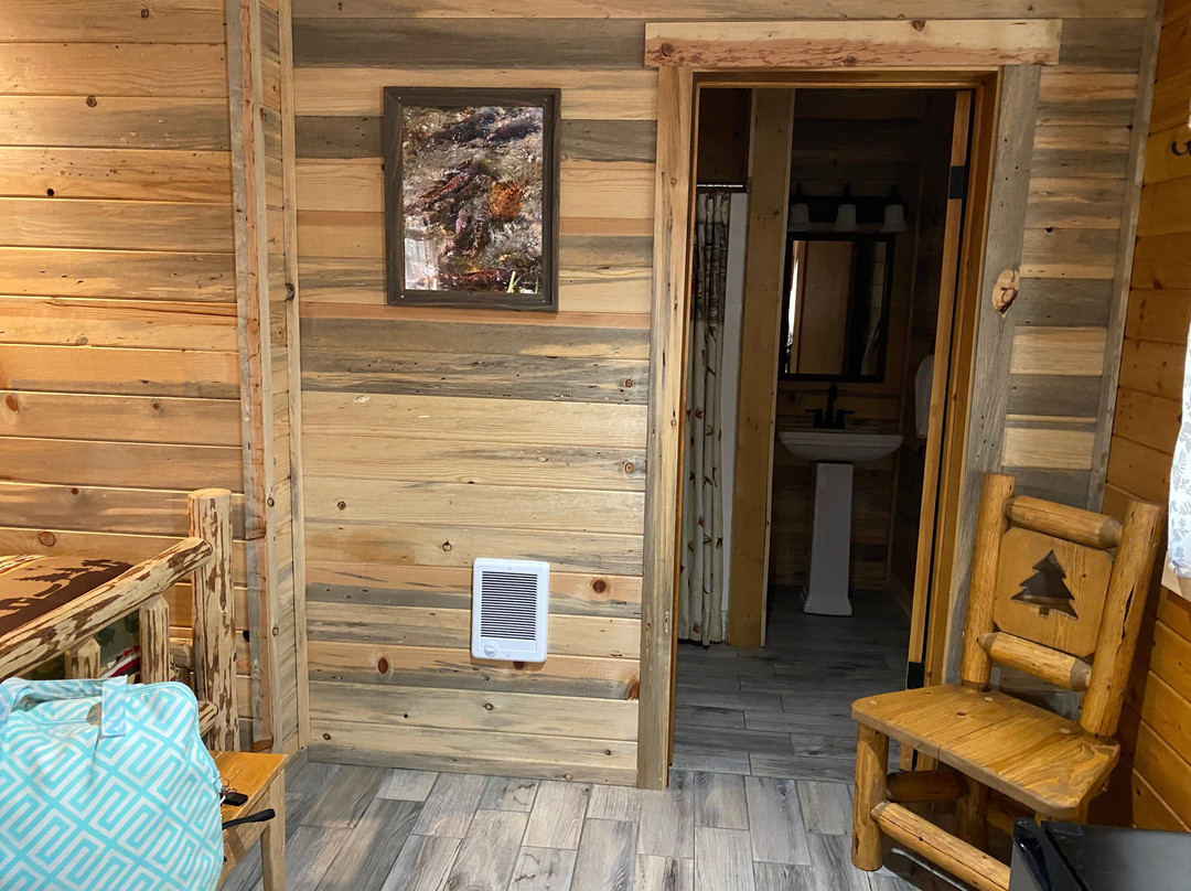 Yellowstone Cutthroat Guest Ranch主图