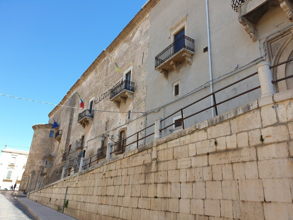 Castello di Lavello-Lavello必去景点