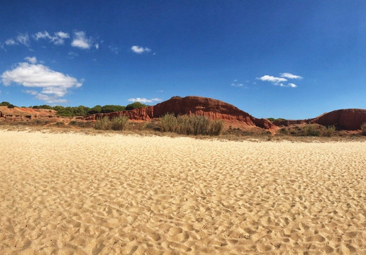 Praia da Rocha Baixinha-阿尔布赞拉必去景点