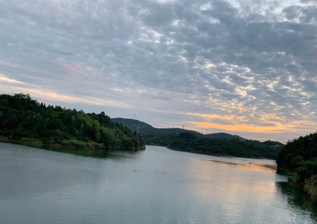 酒仙湖旅游景区景点图片