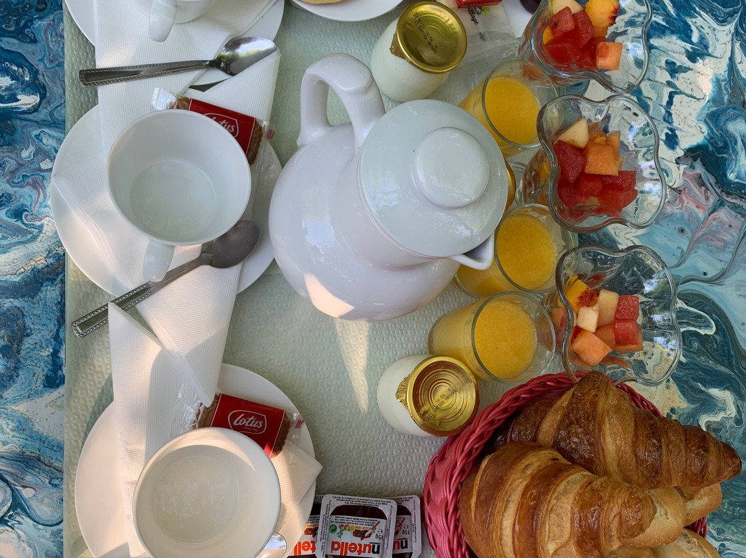 阿瑟珀里斯酒店主图