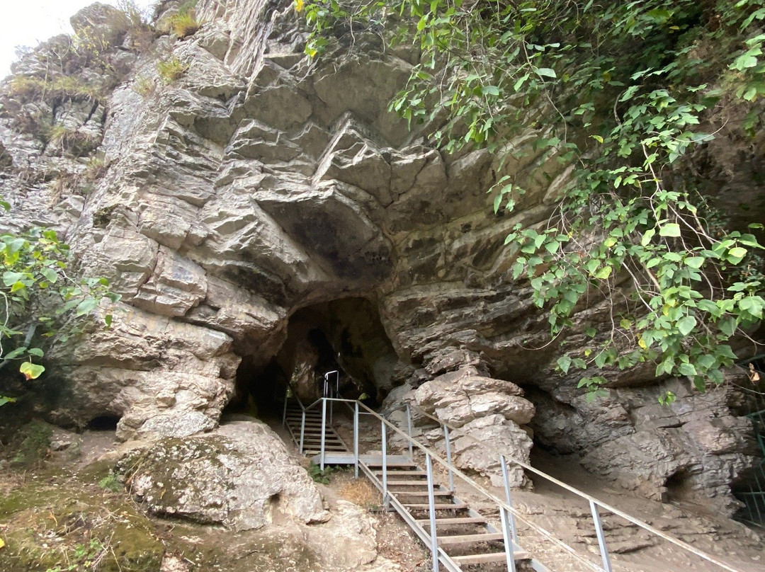 Akhshtyrskaya Cave-Kazachiy Brod必去景点